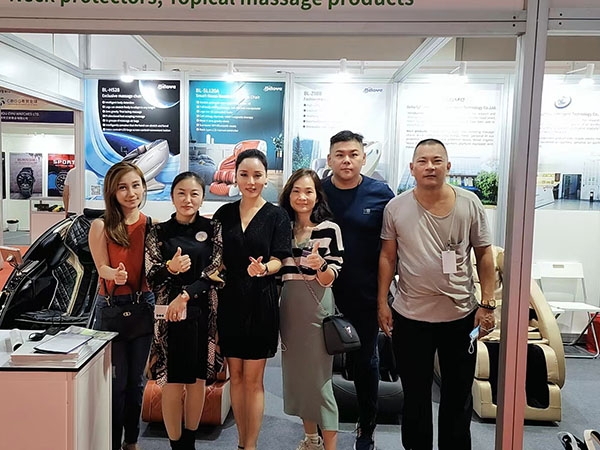 Beile Ai massage health management experts and high-tech enterprises go to ASEAN to participate in the exhibition and charter flights!